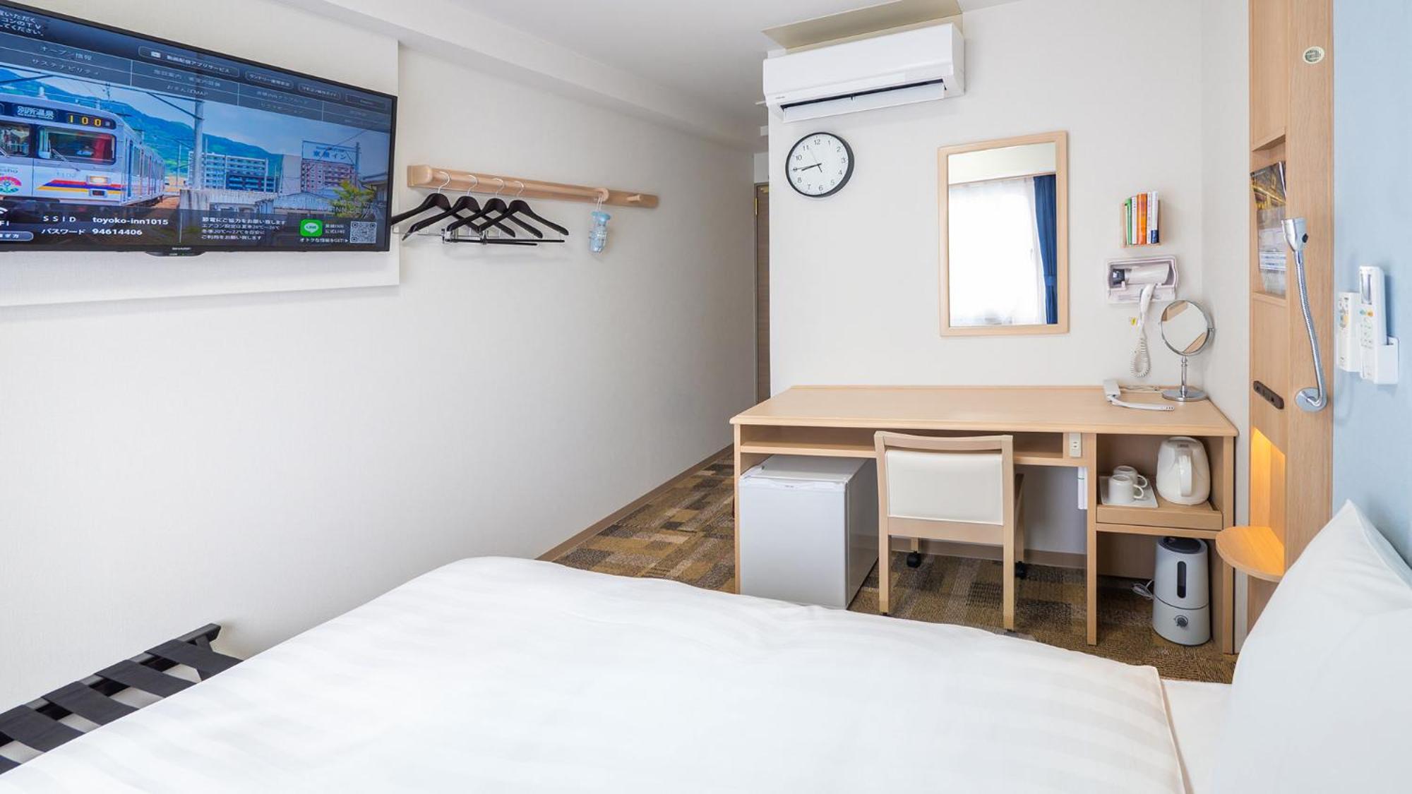Toyoko Inn Higashi-Osaka Pokoj fotografie